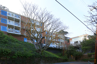 77 Bulkley Ave in Sausalito, CA - Foto de edificio - Building Photo