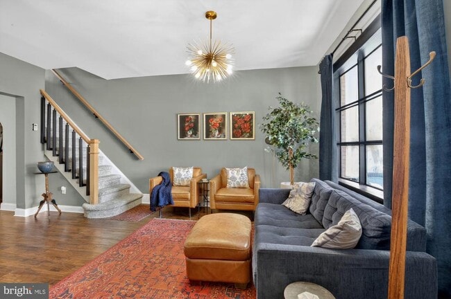 property at 4315 Lauriston St