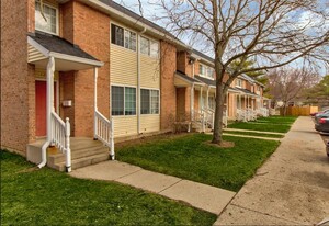 Arbor Pointe Townhomes