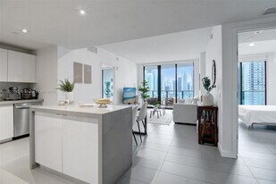 1600 NE 1st Ave, Unit 2207 in Miami, FL - Building Photo