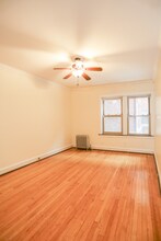 7667 N Sheridan Rd in Chicago, IL - Building Photo - Building Photo