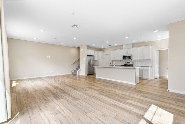 2195 Bluestone Cir in Chula Vista, CA - Building Photo - Building Photo