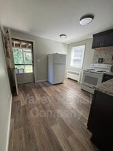 53 New Ludlow Rd in Granby, MA - Building Photo - Building Photo