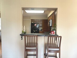633 W Streamwood Blvd, Unit 5403 in Streamwood, IL - Building Photo - Building Photo