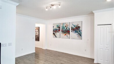 8543 Spyglass Ln in Four Corners, FL - Building Photo - Building Photo