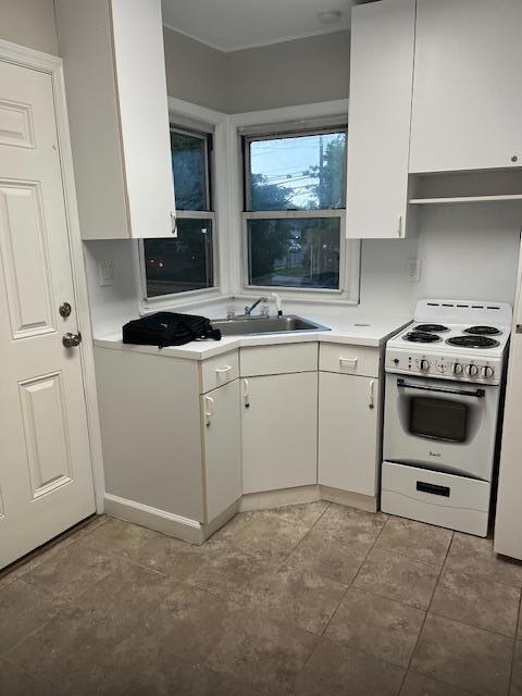 property at 161 W Orchard St