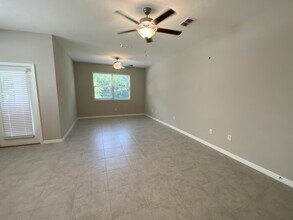 9526 Pembrooke Pines Dr in Sun City Center, FL - Building Photo - Building Photo