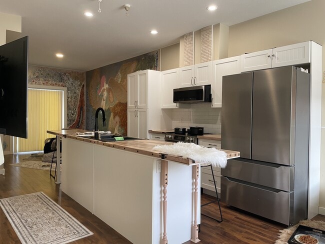 10904-10102 102 Ave in Fort St John, BC - Building Photo - Building Photo