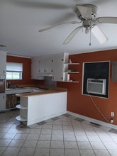2700 Jefferson Dr in Greenville, NC - Building Photo - Building Photo