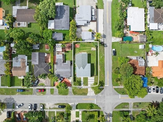 6401 SW 38th St in Miami, FL - Building Photo - Building Photo