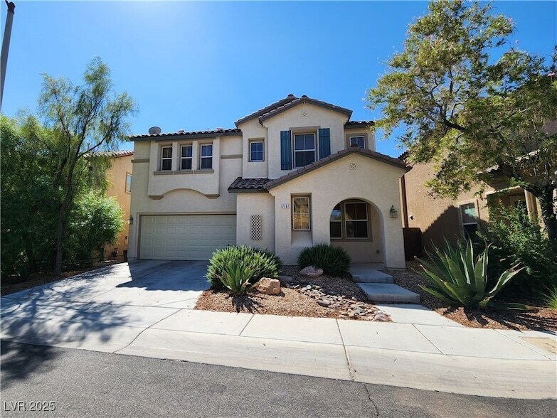 7167 Mineral Park Ave in Las Vegas, NV - Building Photo