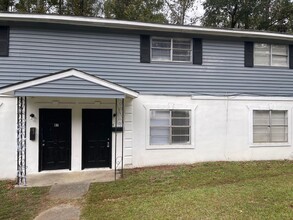 Trinity Creek Townhomes in Macon, GA - Building Photo - Building Photo