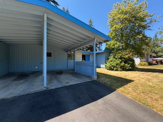 property at 30827 21st Ave SW
