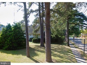 324 Swarthmore Rd in Glassboro, NJ - Building Photo - Building Photo