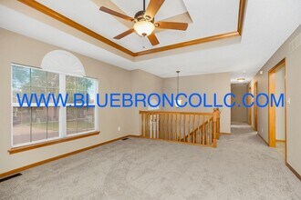 1610 Roberta Dr in Raymore, MO - Building Photo - Building Photo