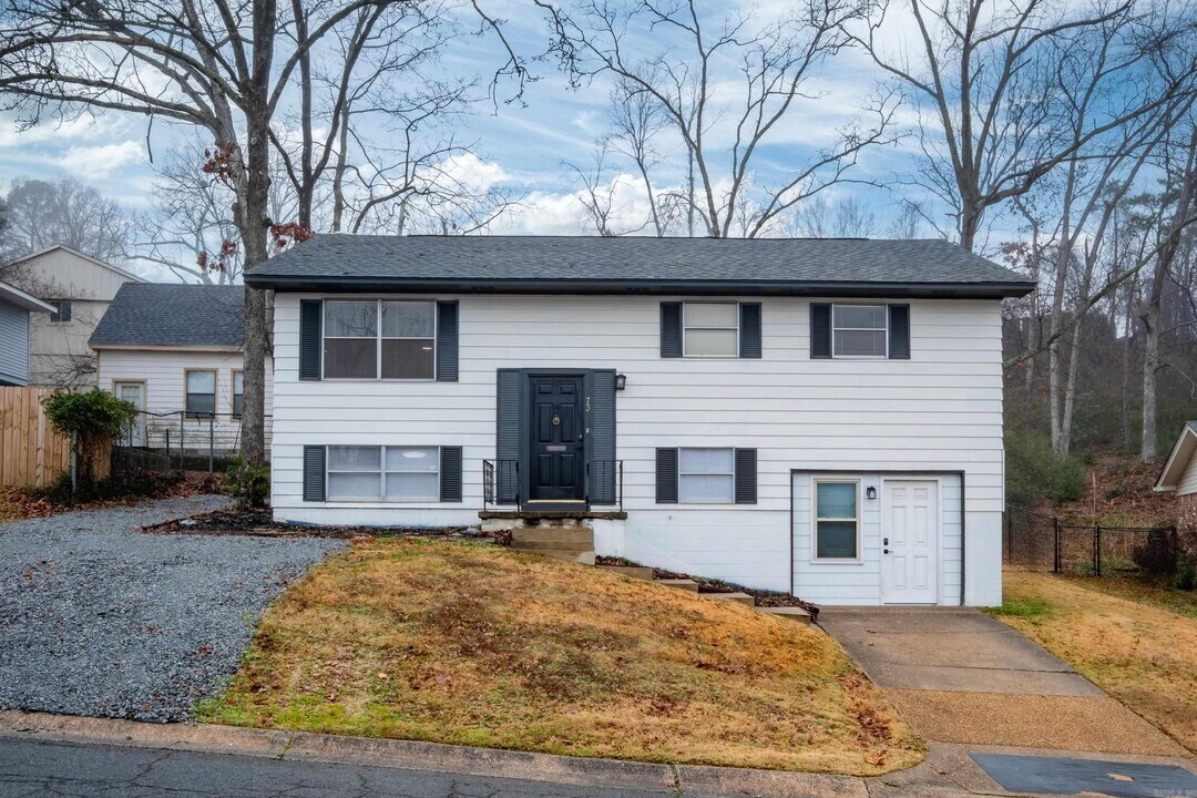73 White Oak Ln in Little Rock, AR - Building Photo