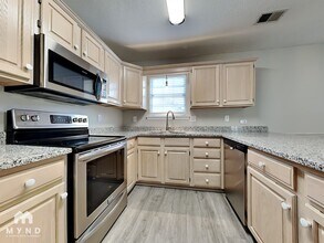 187 Jasmine Dr in Alabaster, AL - Building Photo - Building Photo