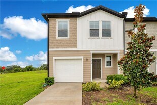 1068 Appleton St in Davenport, FL - Building Photo