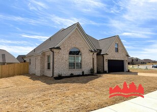 7597 Bridalbrook Ln in Memphis, TN - Building Photo - Building Photo