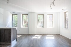 939 W Winona St, Unit 1 in Chicago, IL - Foto de edificio - Building Photo