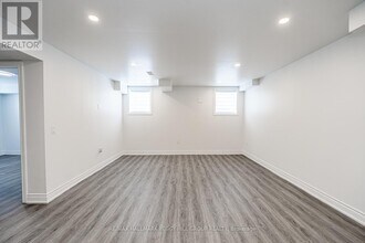 34 Betterridge Trl in Barrie, ON - Building Photo - Building Photo