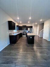 6493 Hornet Cir NE in Bremerton, WA - Building Photo - Building Photo