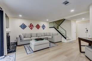 23040 Pso De Terrado in Diamond Bar, CA - Building Photo