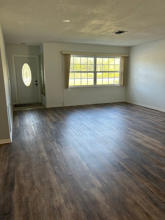 property at 10415 113th St