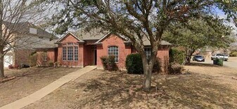 629 Dorchester Dr in Mansfield, TX - Building Photo