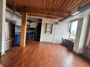 215 Main St in Brockton, MA - Building Photo - Building Photo