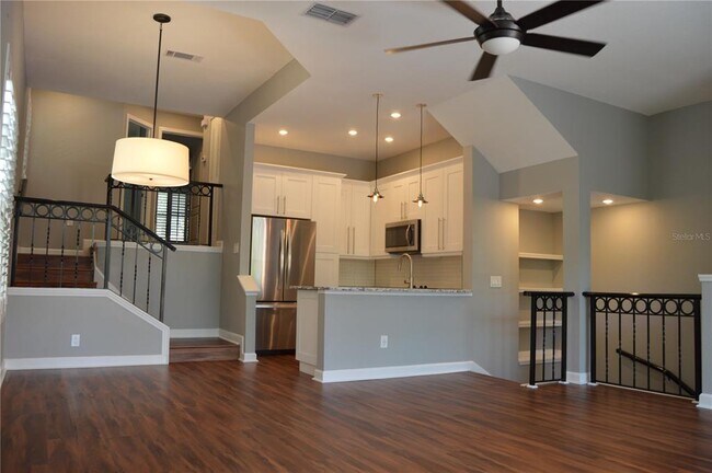 779 Mainsail Dr in Tampa, FL - Building Photo - Building Photo