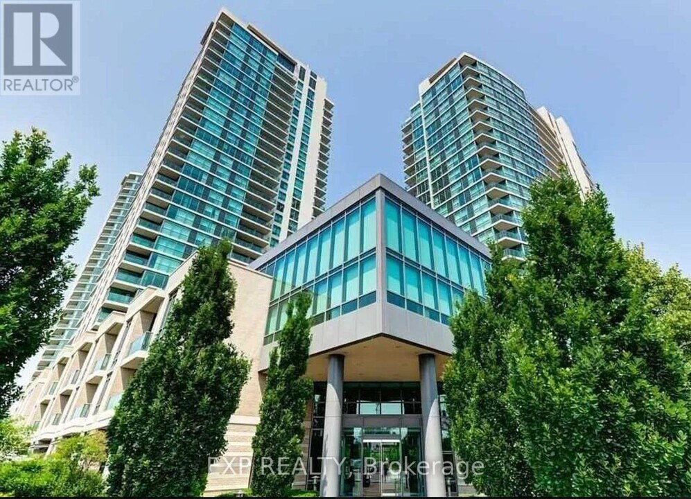 205-2205 Sherway Gardens Rd in Toronto, ON - Building Photo