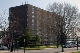 Golden Age Towers in Rahway, NJ - Building Photo - Building Photo