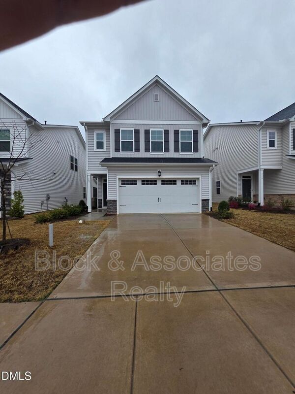 property at 109 Sea Cave Ln