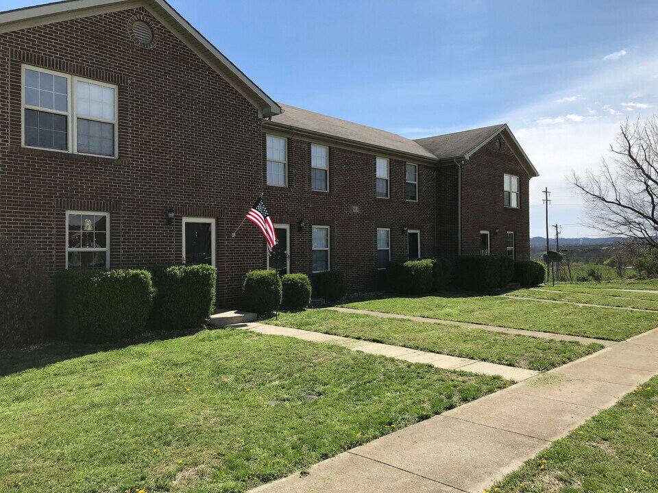 913 Weeping Willow Dr, Unit Four in Berea, KY - Foto de edificio