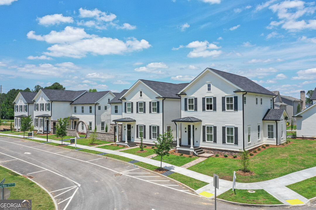 1048 Flannery Row in Dacula, GA - Building Photo