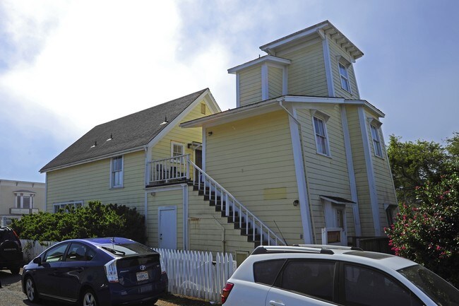 Sallie Mac Building in Mendocino, CA - Building Photo - Building Photo