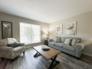 Memorial City Apartments in Houston, TX - Building Photo - Building Photo