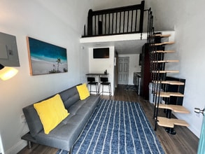 3027 W Cordelia St in Tampa, FL - Foto de edificio - Building Photo