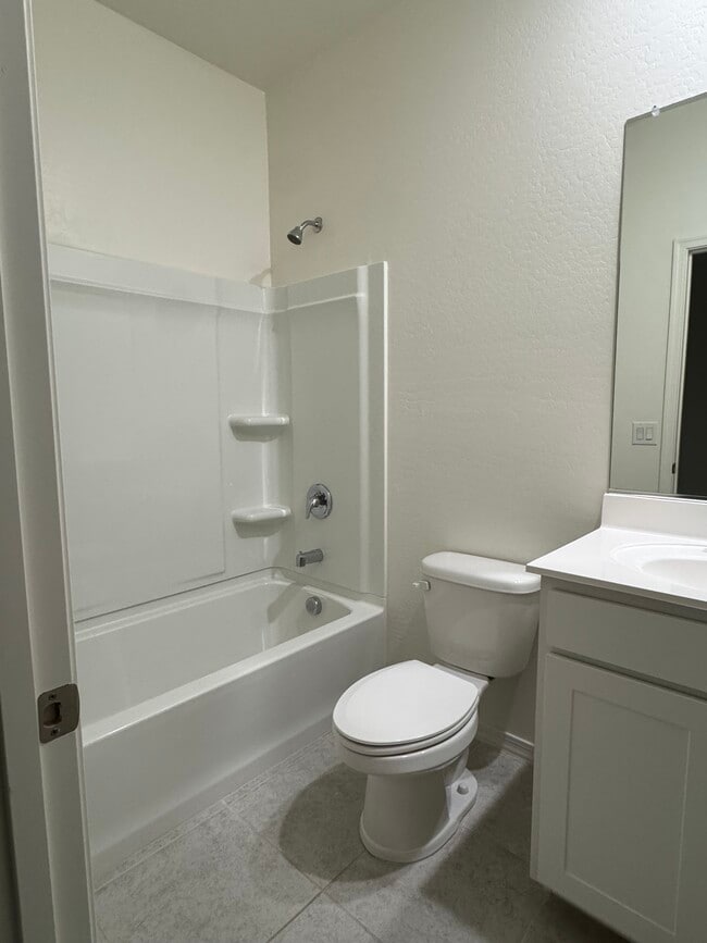 25344 N Atlas Rd in Florence, AZ - Foto de edificio - Building Photo