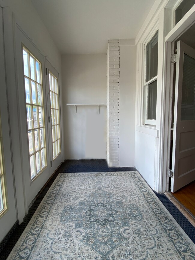 343 W Lancaster Ave Apartments and Nearby Haverford Apartments For Rent