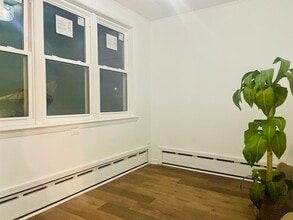 5133 W Wrightwood Ave in Chicago, IL - Building Photo - Building Photo