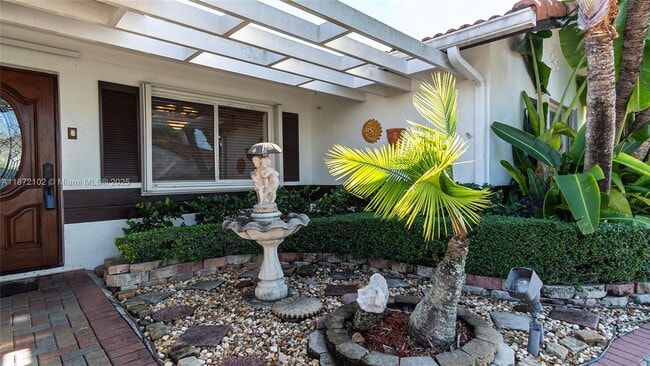 14541 SW 103rd St in Miami, FL - Building Photo - Building Photo