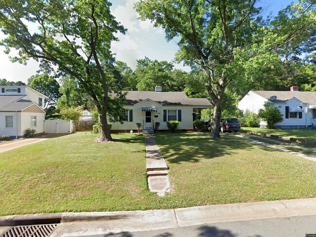 property at 1216 Skyview Rd