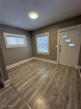 5303 Kohout St in Maple Heights, OH - Building Photo - Building Photo