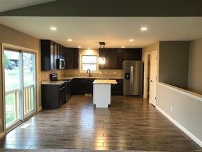 177 Lake Tucci Cir in Wright City, MO - Building Photo - Building Photo