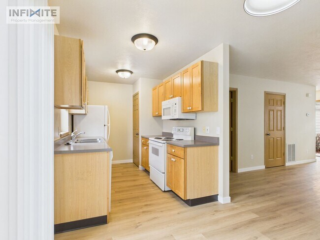 325 Michael Grove Ave in Bozeman, MT - Building Photo - Building Photo