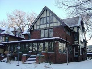 9803 Lake Ave