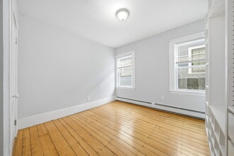 12 Osborne Street, Unit 2 in Salem, MA - Building Photo - Building Photo