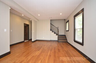 46 Creighton St, Unit 3 in Boston, MA - Foto de edificio - Building Photo